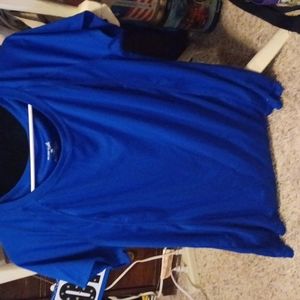 Women's athletic shirt